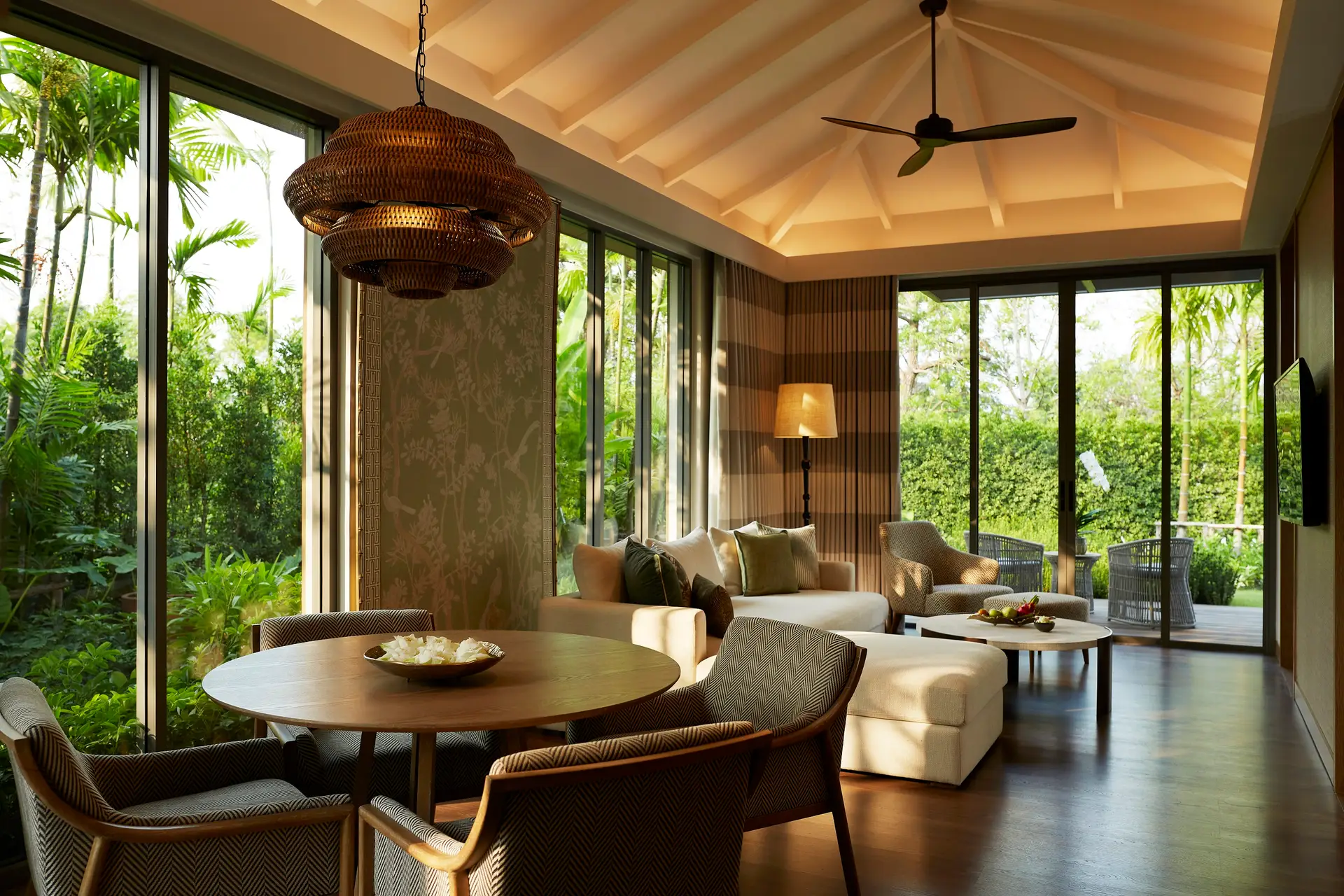 Private Garden Villa (1)